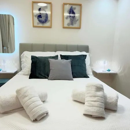Casa Ds Luxury Modern Comfort And Style זקינטוס טאון